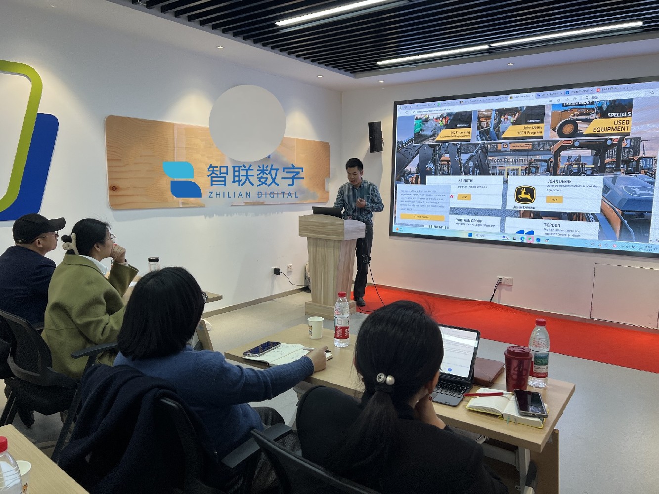 智聯(lián)數(shù)字開發(fā)區(qū)分公司2025年3月份第二次沙龍完美落幕！
